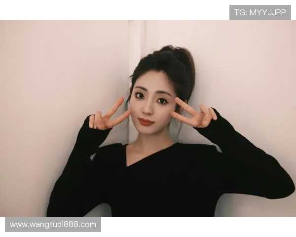 邢菲：国民初恋的荧屏蜕变，从青涩少女到百变女王